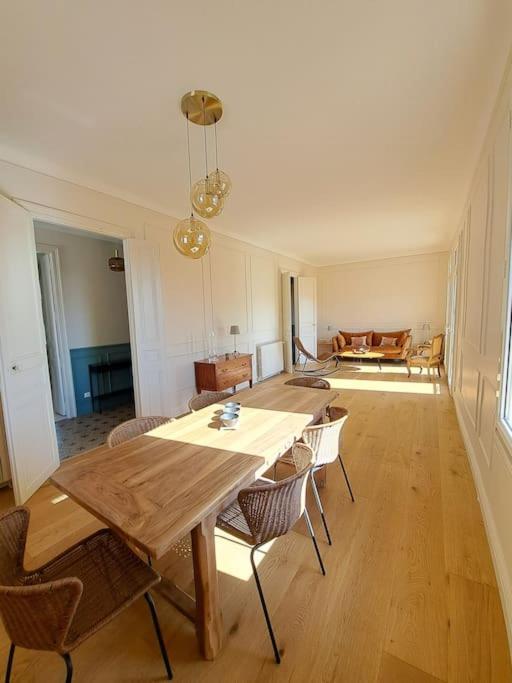 Le Champ Des Hors Villa Vailhauques Kültér fotó